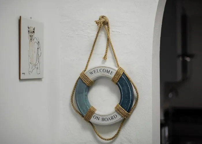 Puerto Chico Q 公寓