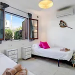 Puerto Chico Q Apartment *
